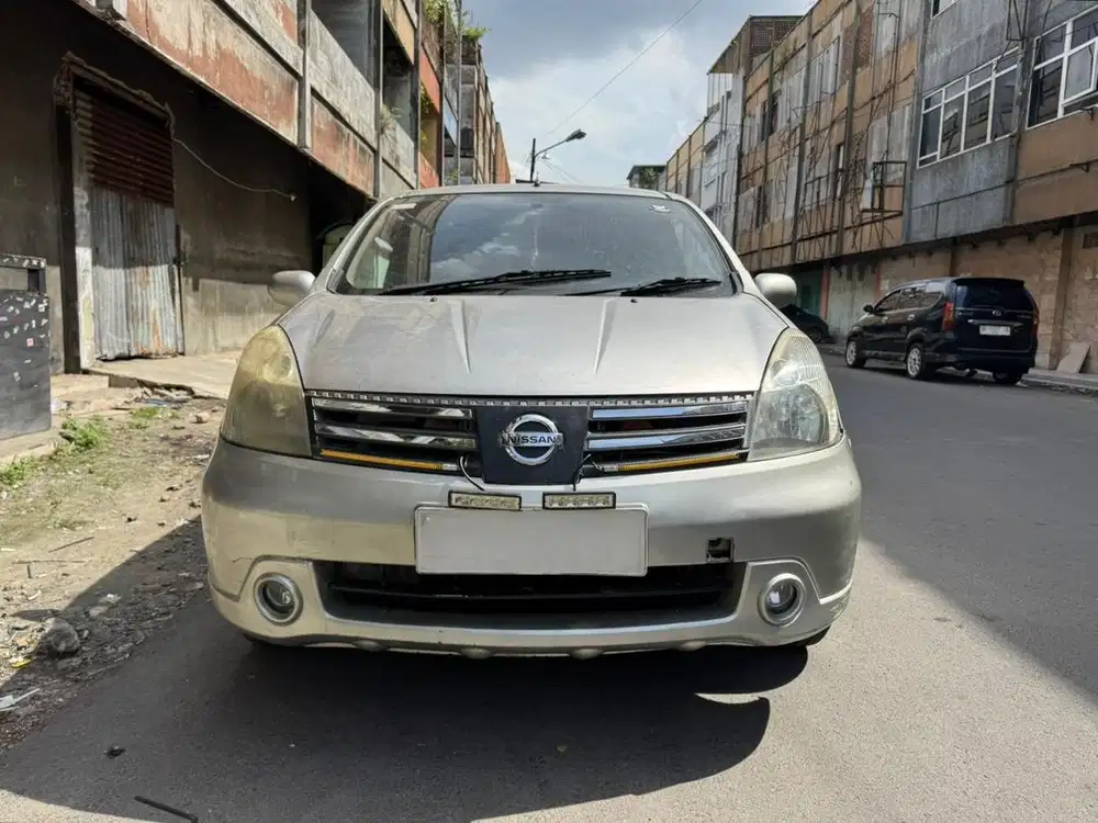 Nissan Grand Livina XV Manual 2007