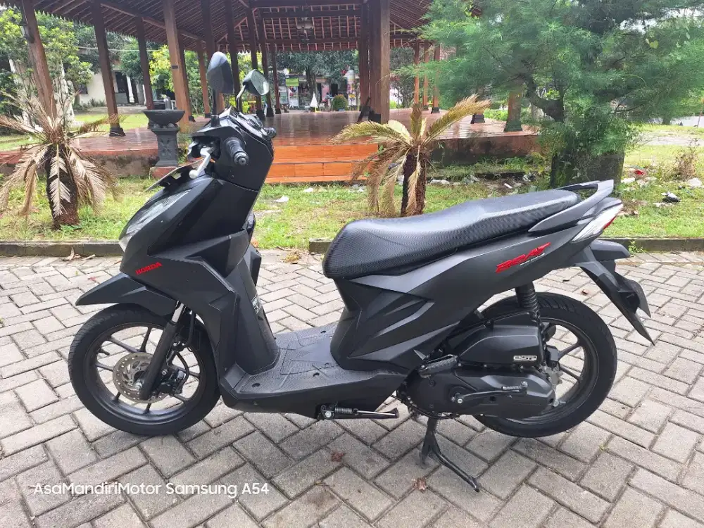 Beat deluxe 2023 istimewa bisa cash/kredit syariah angsuran TERMURAH