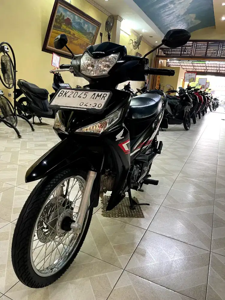 New Supra X 125 F1 SW 2025 Spti Baru-Odomtr 6.000 KM-plaza motor