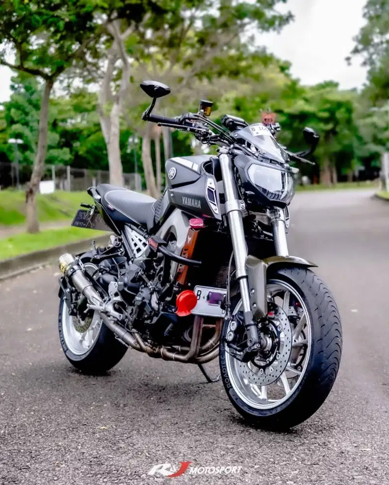 (Full Paper) Yamaha MT09 Nik 2015 Warna Grey Knalpot Arrow