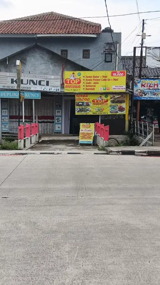 PERABOTAN JUALAN BEKAS DAN OVER SEWA KIOS TAHUNAN