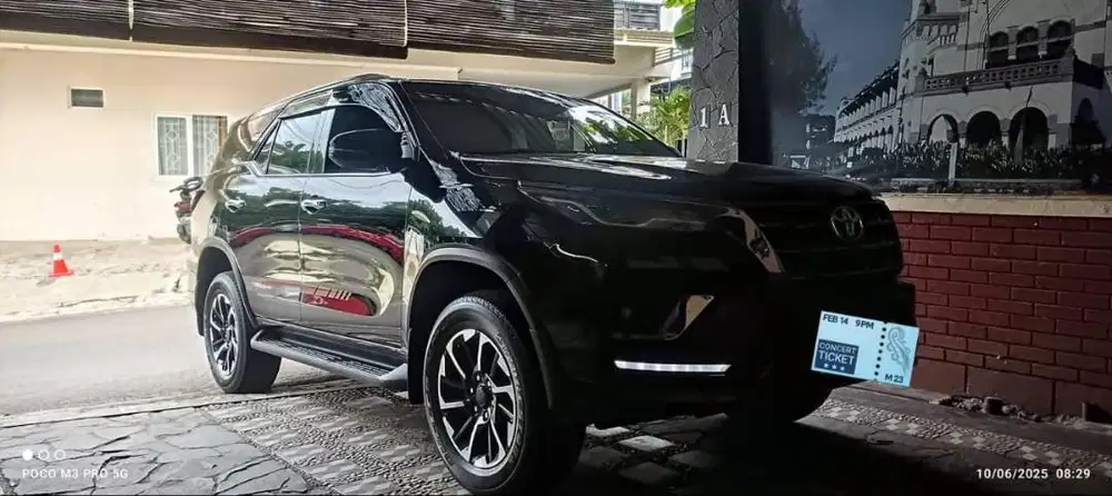 Di Jual Fortuner VRZ TRD