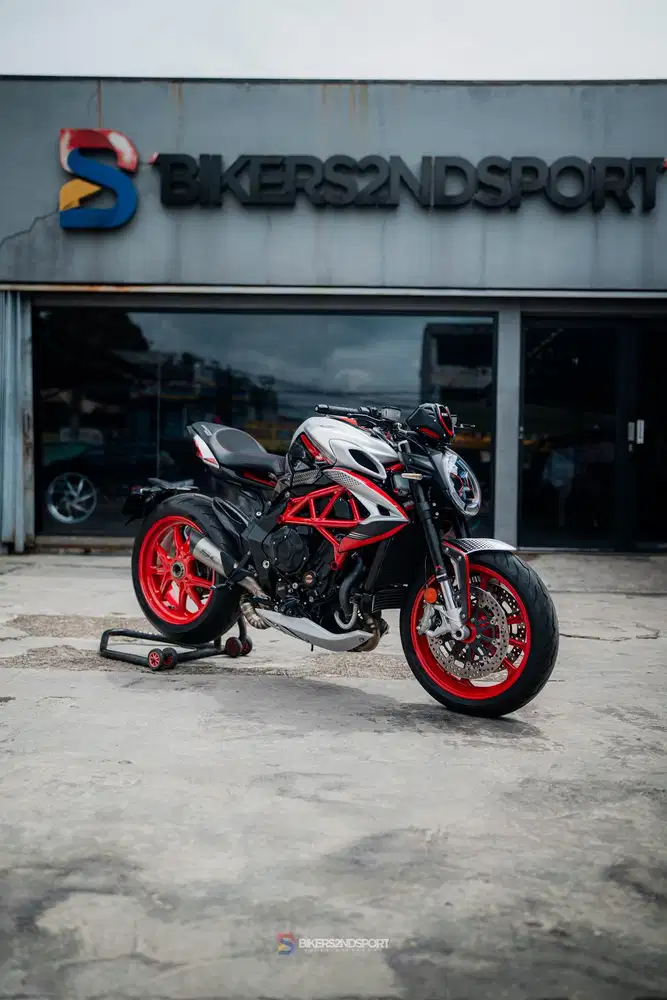 MV AGUSTA DRAGSTER 800 RC 2025