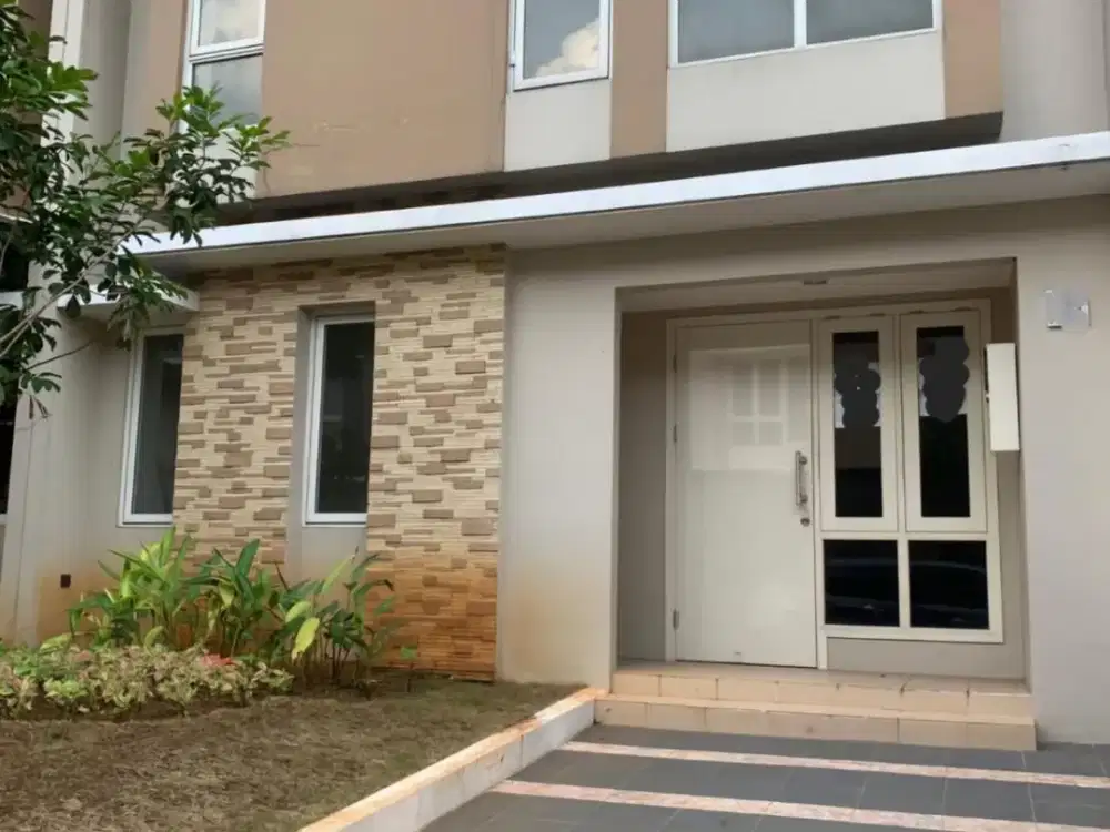Rumah Baru Belum Pernah Dihuni Thomson Scientia Gading Serpong