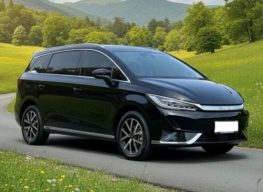 BYD M6 Superior 7Seater EV.km 17. Rupiah.Seperti baru