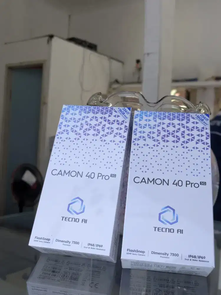 tecno cammon 40 pro 5g ram 8/256 GB garansi resmi