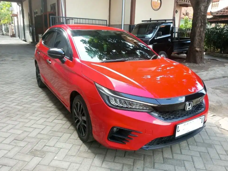 City Hatchback RS MT Km. 28rb