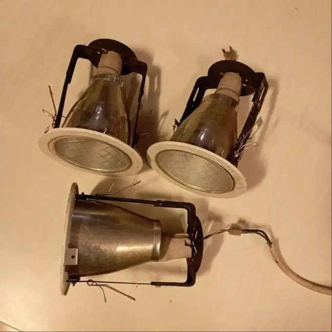 3 Dudukan Fitting Lampu Downlight Plafon 4 Inch