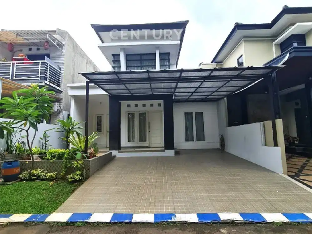 Rumah Tanah Luas Depan Taman Di Dekat Transmart Graha Raya (9767)