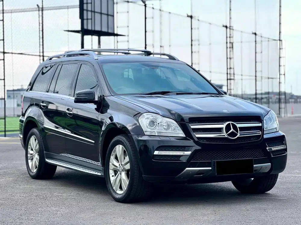 Mercedes Benz GL500 X164 5.5 4WD 2010 LOW KM 20rban Like New Car