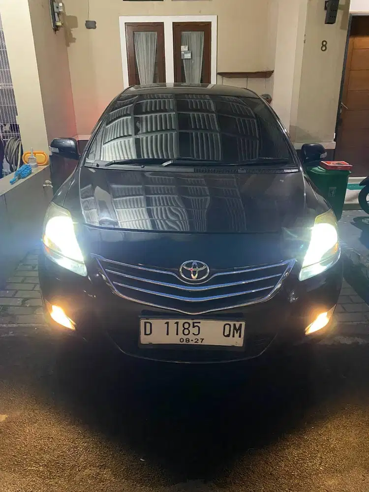 TOYOTA VIOS 1.5G 2012 matic hitam gen 2 jual cepat