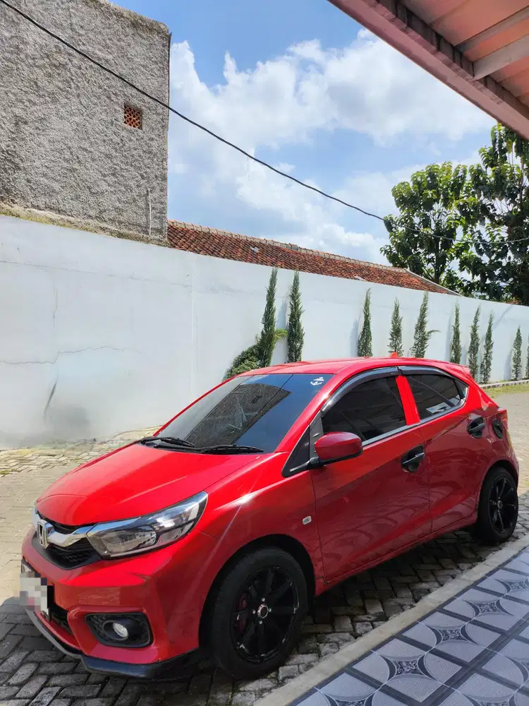 Brio E manual terawat istimewa