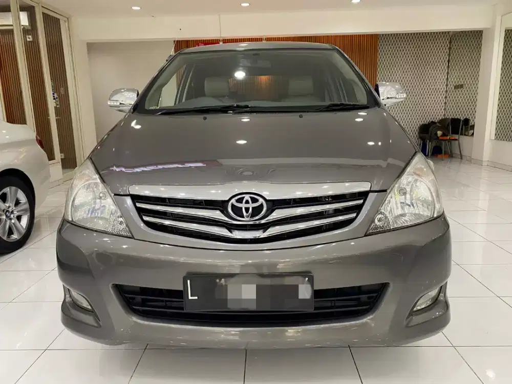 Toyota Kijang Innova 2010 G 2.0 AT super istimewa