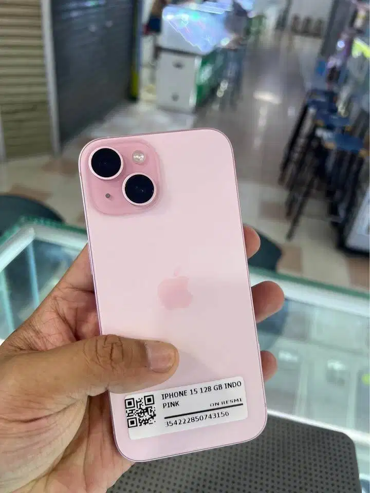 Iphone 15 128 IBOX (PINK) Like New Garansi Tertera ON Maret 2026