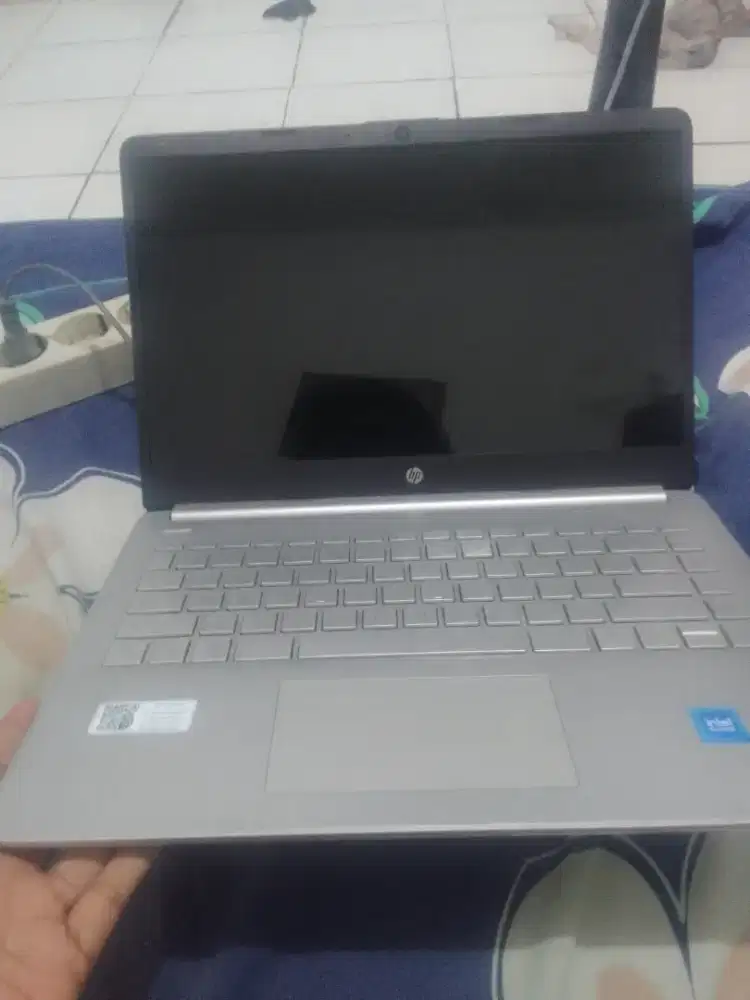 Laptop hp 14s no minus