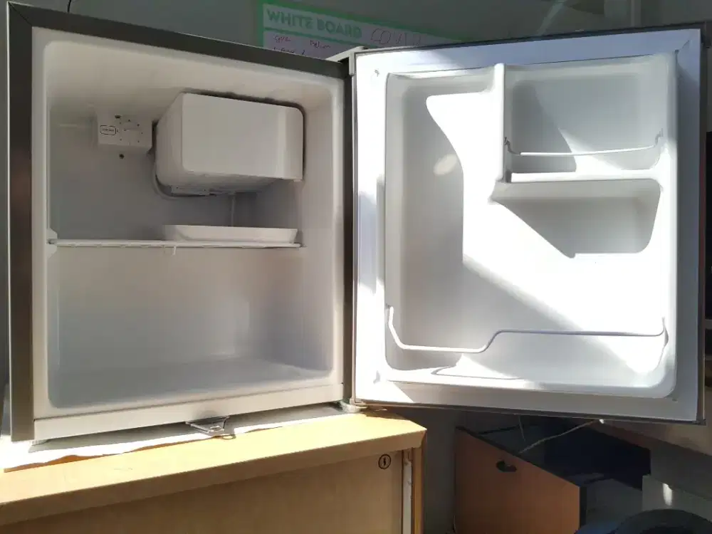 Jual Kulkas Gea Kondisi Mulus