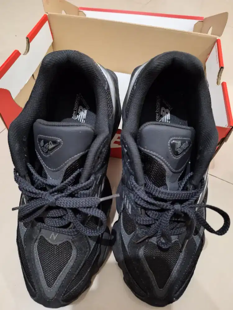 NEW BALANCE 9060 BLACK