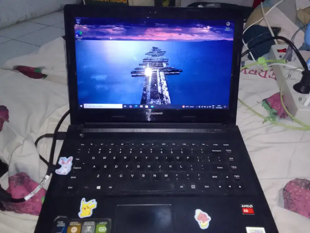Laptop merk lenovo