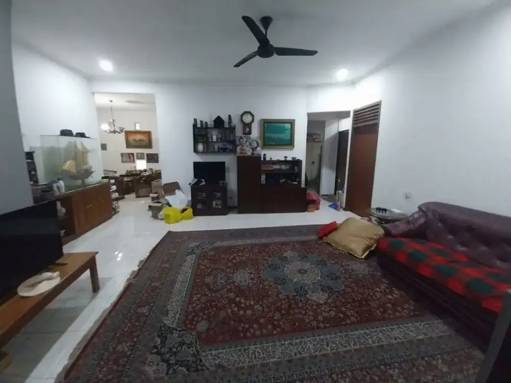 Dijual rumah strategis harga 20 juta permeter