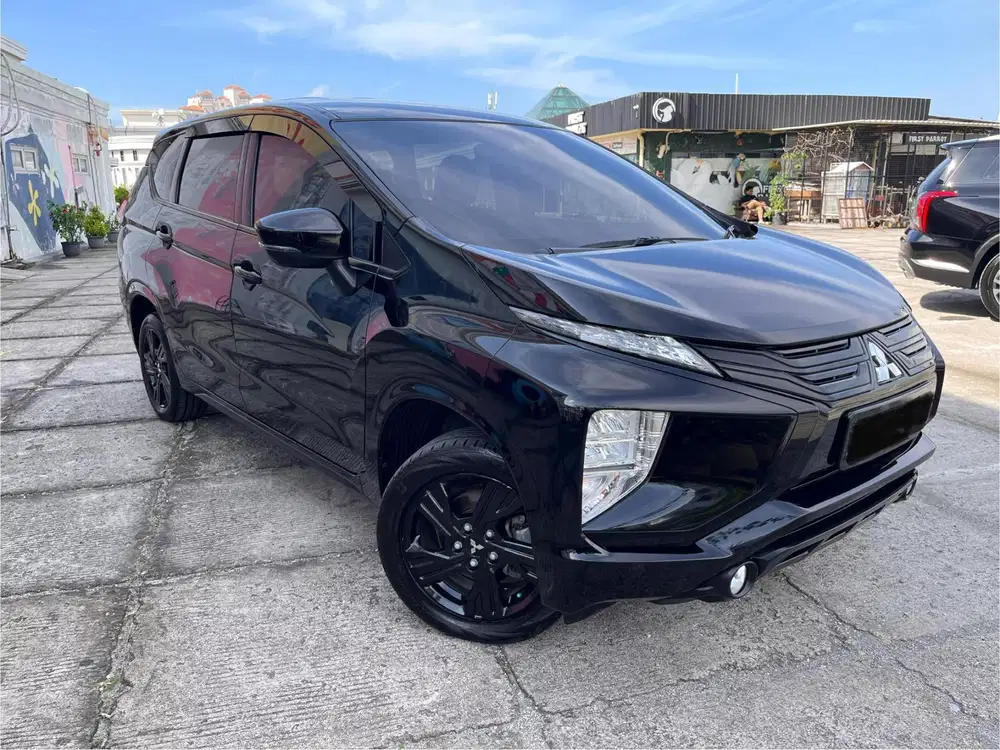 Mitsubishi Xpander Sport 1.5L 4X2 At 2021 Rockford Black Edition