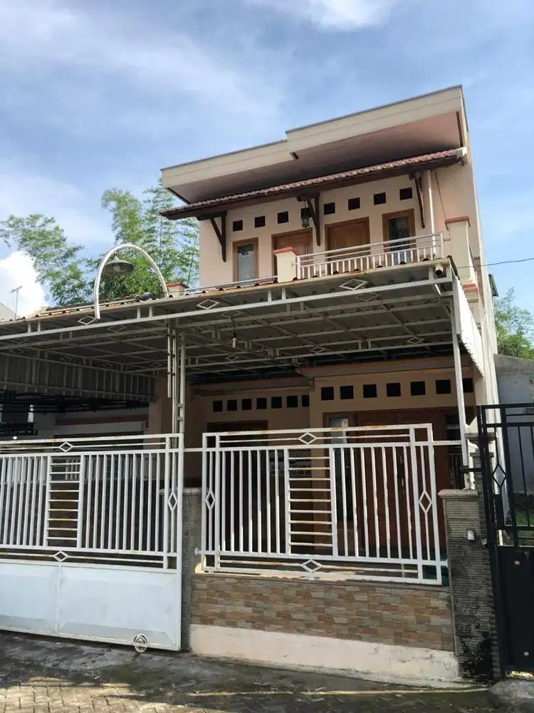 RUMAH 9 KAMAR NADIA RESIDENCE JUNREJO BATU