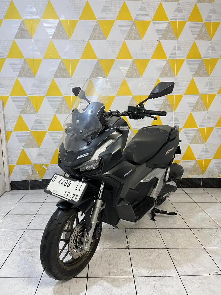 Honda adv 160 abs 2023 mulus