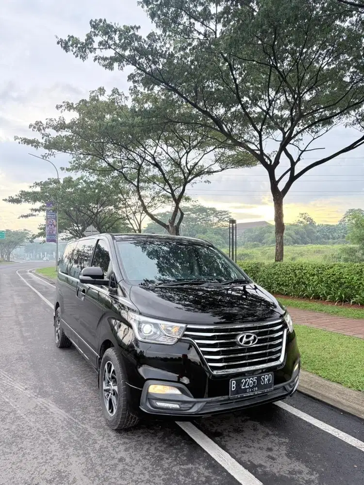 BU TERMURAH Hyundai H1 XG 2021 nik 2020 automatic kia grand Sedona