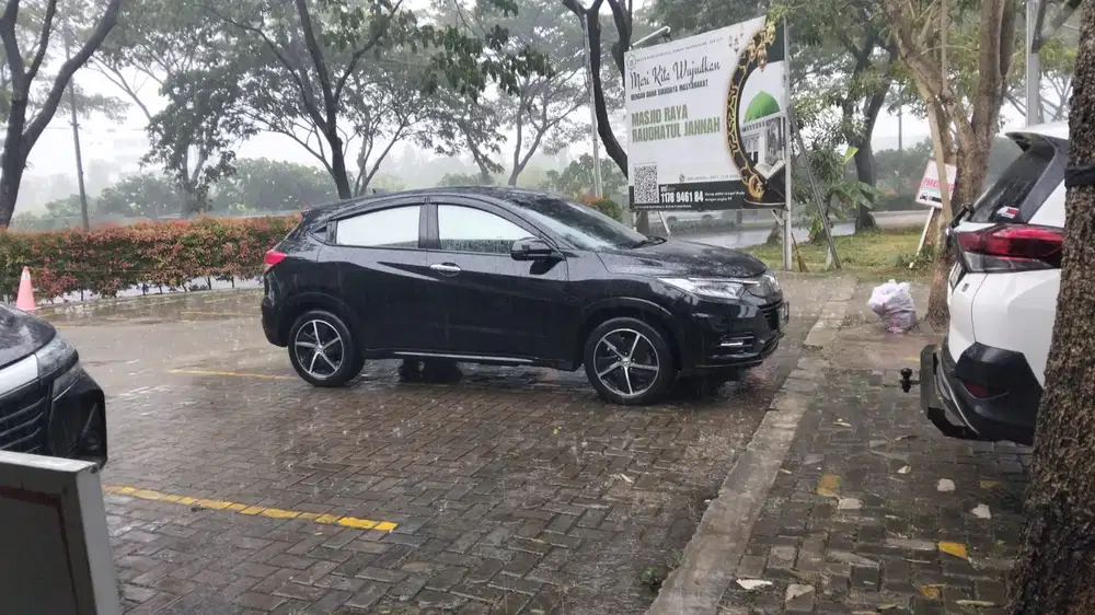 Honda HR-V 2021 Bensin