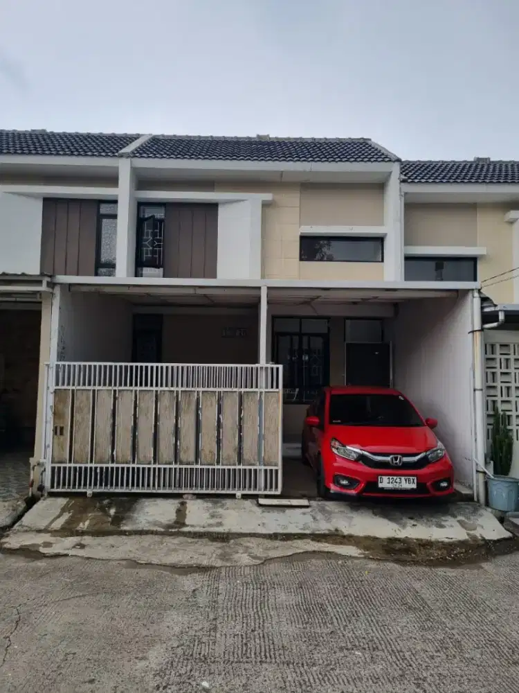 Rumah minimalis modern 2 lantai