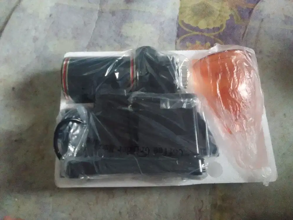 Grinder kopi dan teko listrik