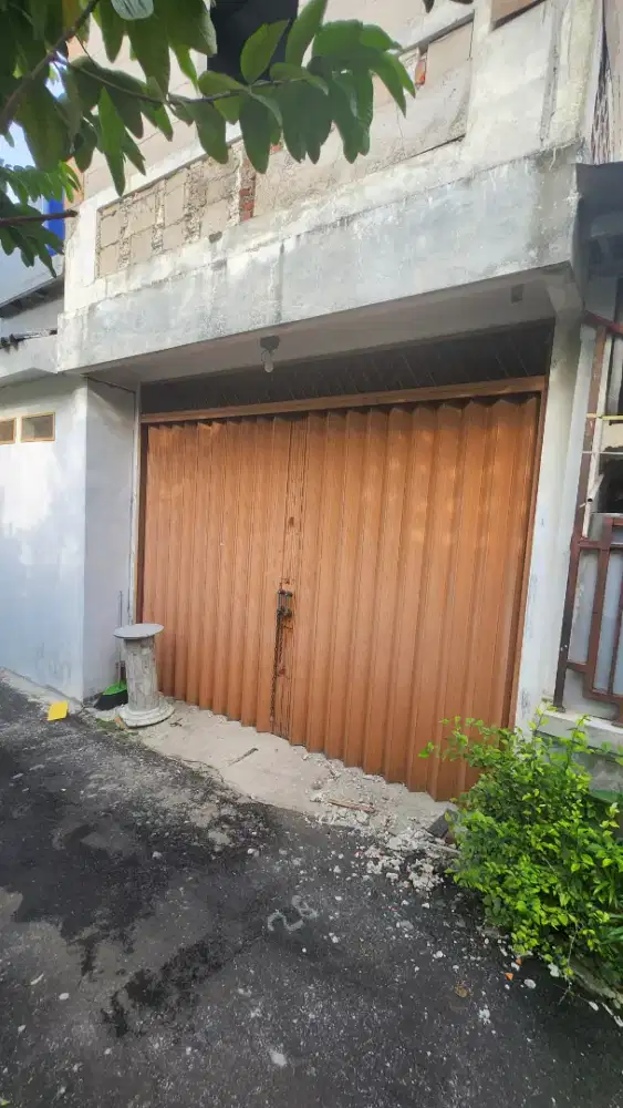 Folding Gate Bekas Kaya Baru