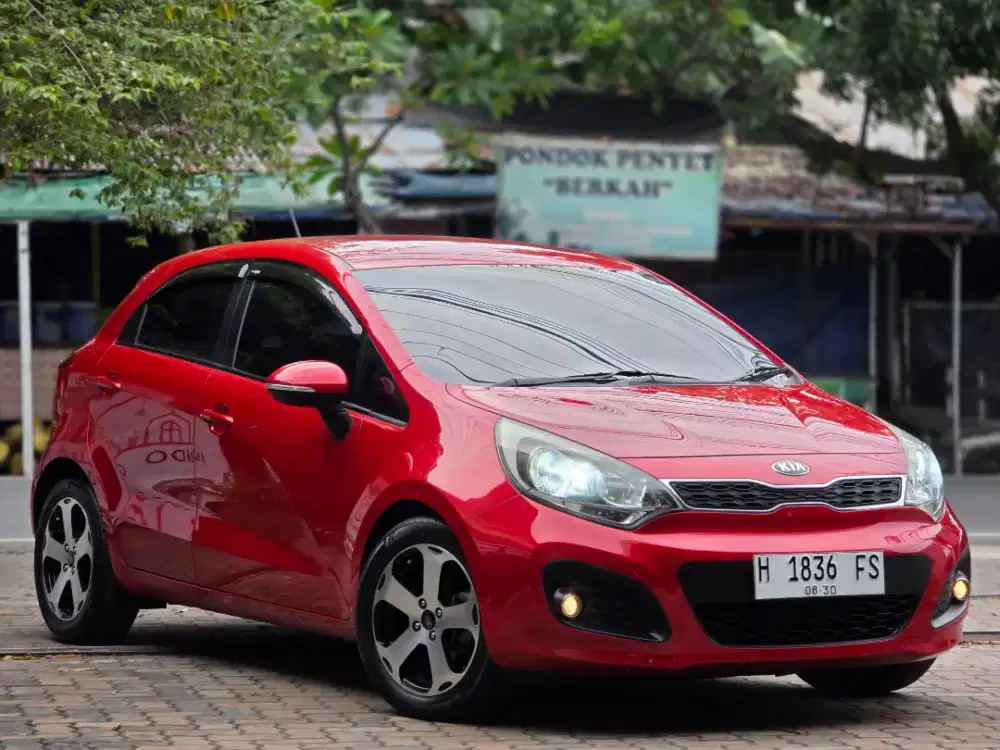 ‼️DP9jt‼️ Kia Rio Matic 2014 Termurah