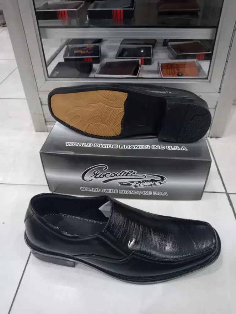 Sepatu fantofel kulit asli murah