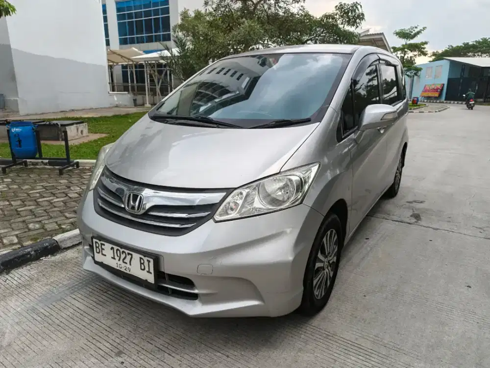 Freed PSD 2012 matic