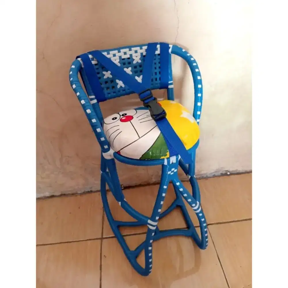 kursi anak,kursi boncengan anak,kursi boncengan motor,kursi rotan