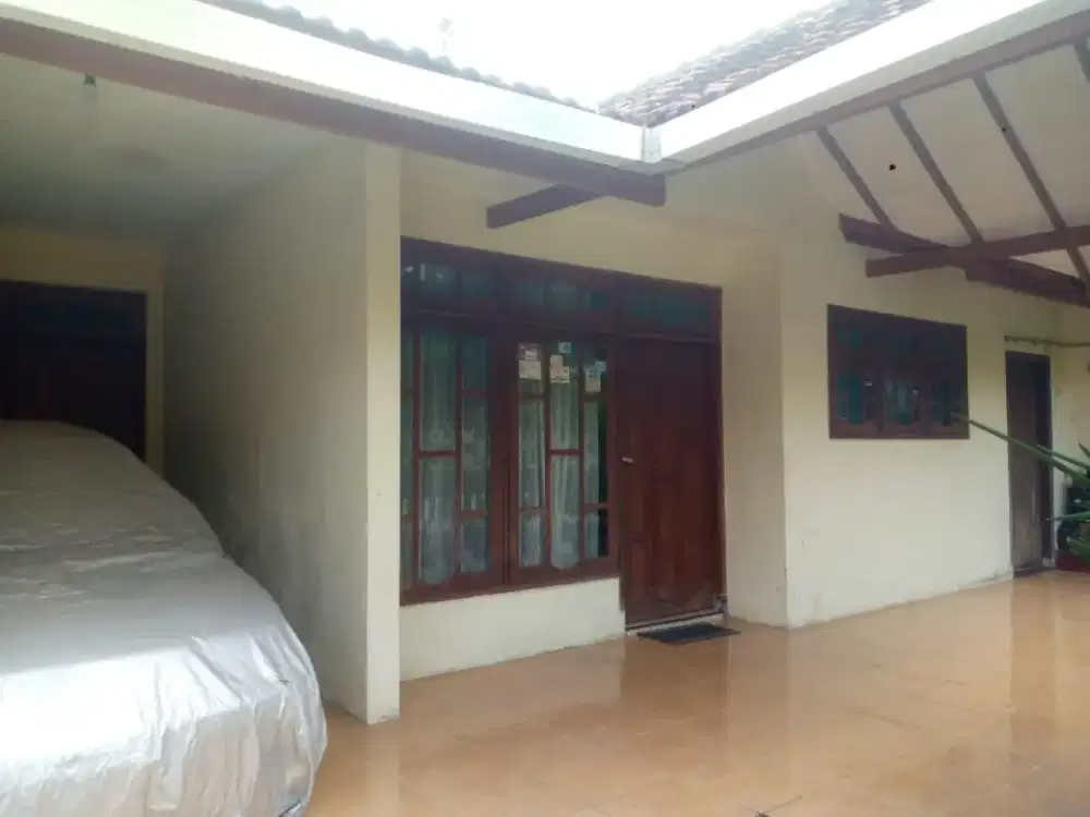 Rumah dijual dekat Terminal Probolinggo