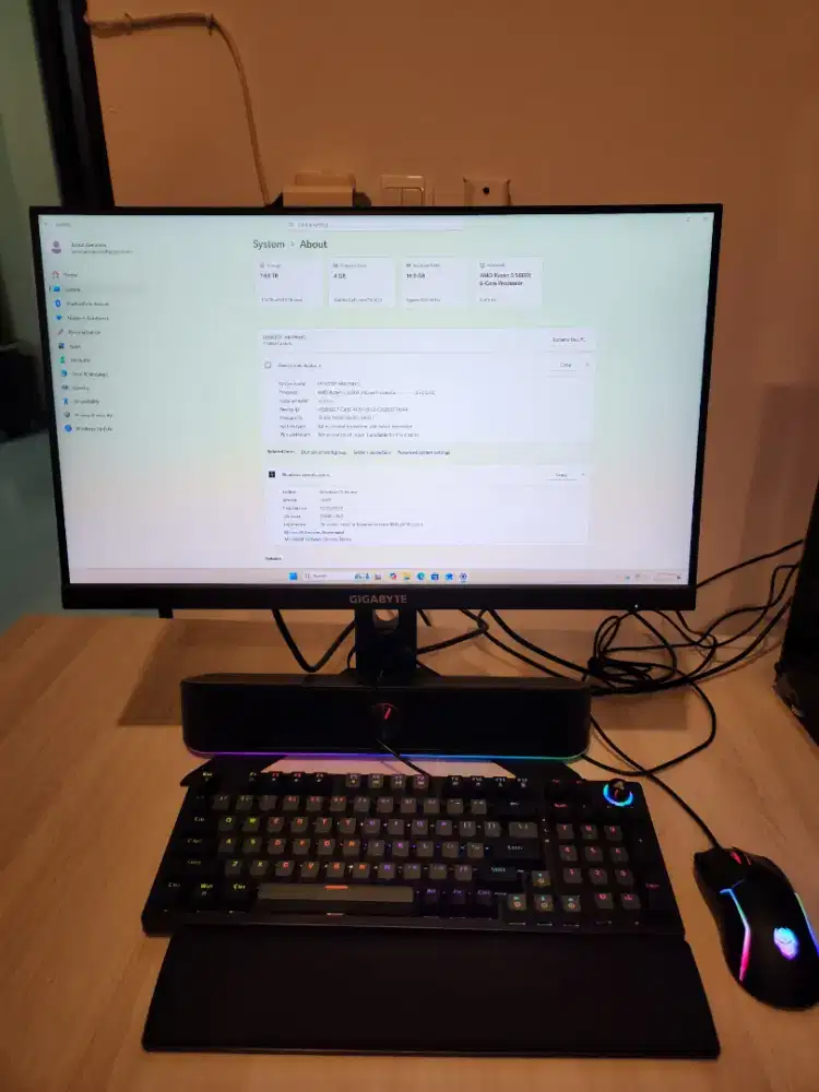 PC GAMING GOOD CONDITION