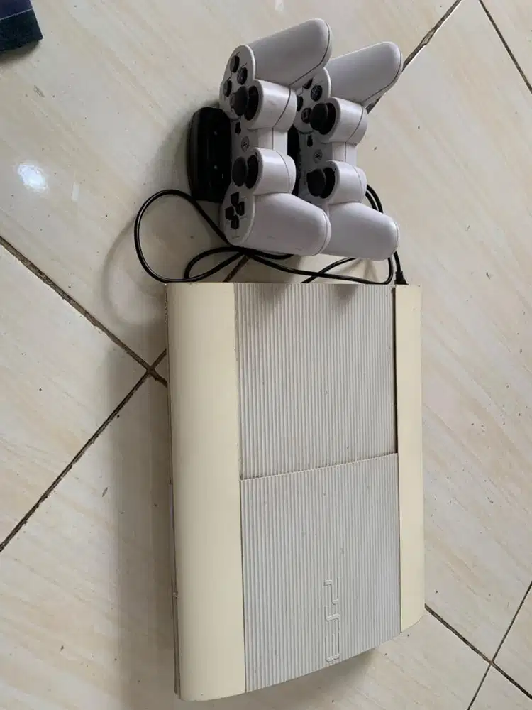 Ps3 super slim seri 4 500 gb