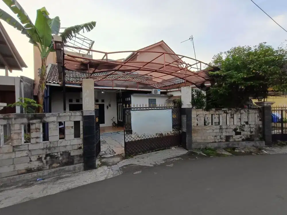 Rumah Murah 2,5 Lantai LT 387 Akses 5 menit ke Stasiun dan Tol Bekasi Timur