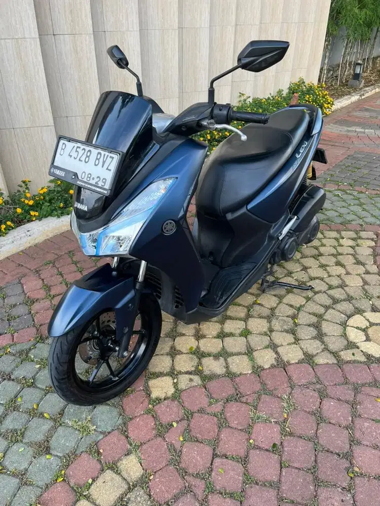 Yamaha Lexi Keyles Biru Doff
