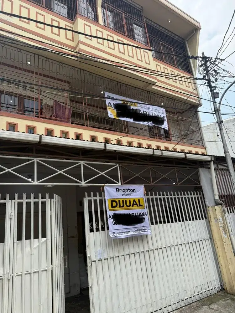 12 Kamar + Kamar mandi dalam Rumah Dijual Kebon Kacang Jakarta Barat