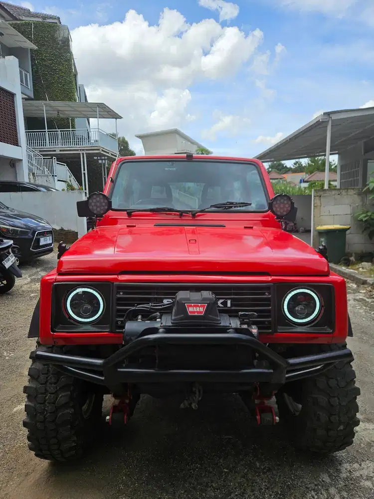 Suzuki Jimny 1983 Bensin