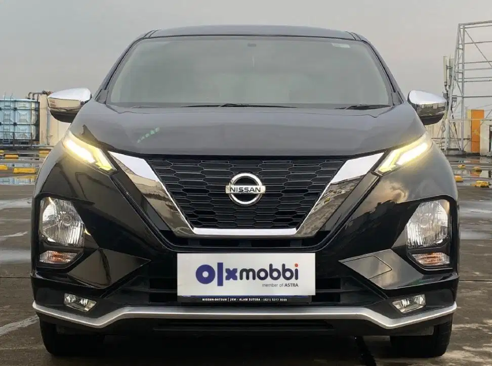 TDP 9,JT Nissan Livina 1.5 VL Bensin-AT Hitam 2019