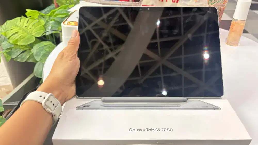 SAMSUNG GALAXY TAB S9 FE 5G