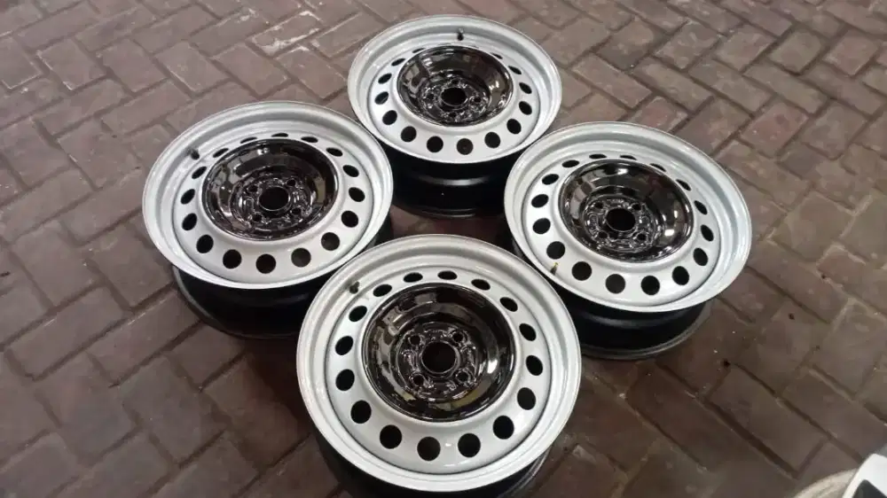Velg OEM LOOK R16 Rocky Calya Sigra Altis Corolla Swift Ignis Baleno