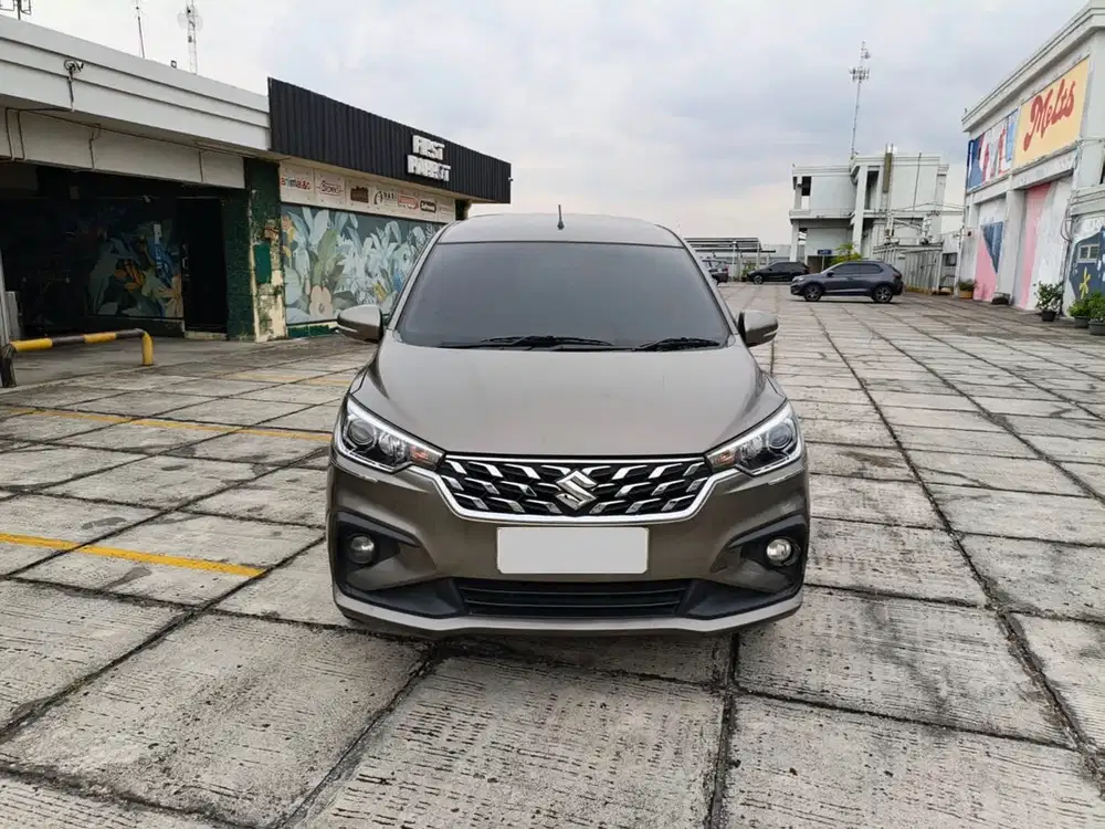 Suzuki Ertiga GX AT Hybrid magma grey 2023