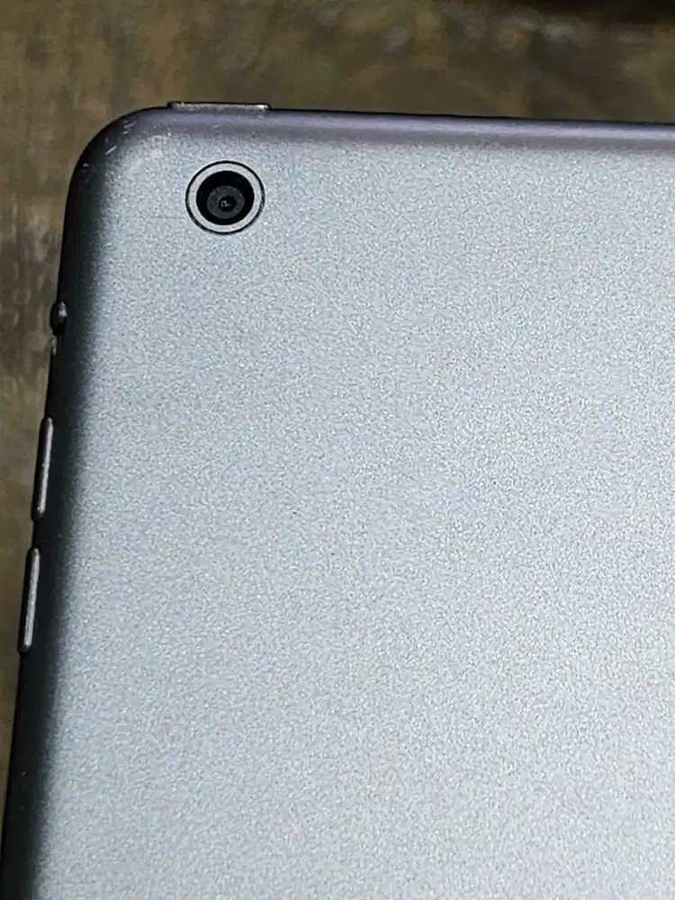 ipad apple air gen 1 a1474 akhir tahun 2013 dan awal tahun 2014 silver