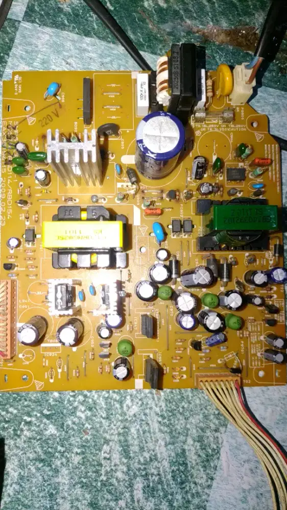 Service elektronik rumah tangga