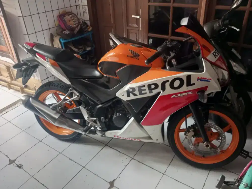 CBR 150R 2015 REPSOL EDITION