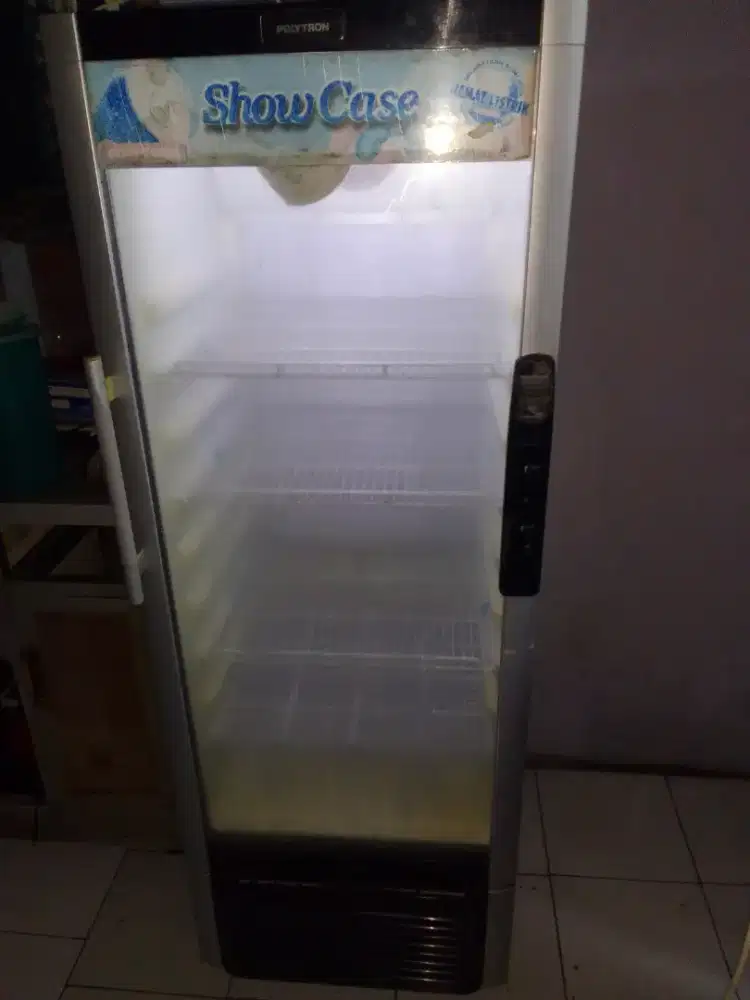 Showcase Polytron 4rak normal dingin Joss